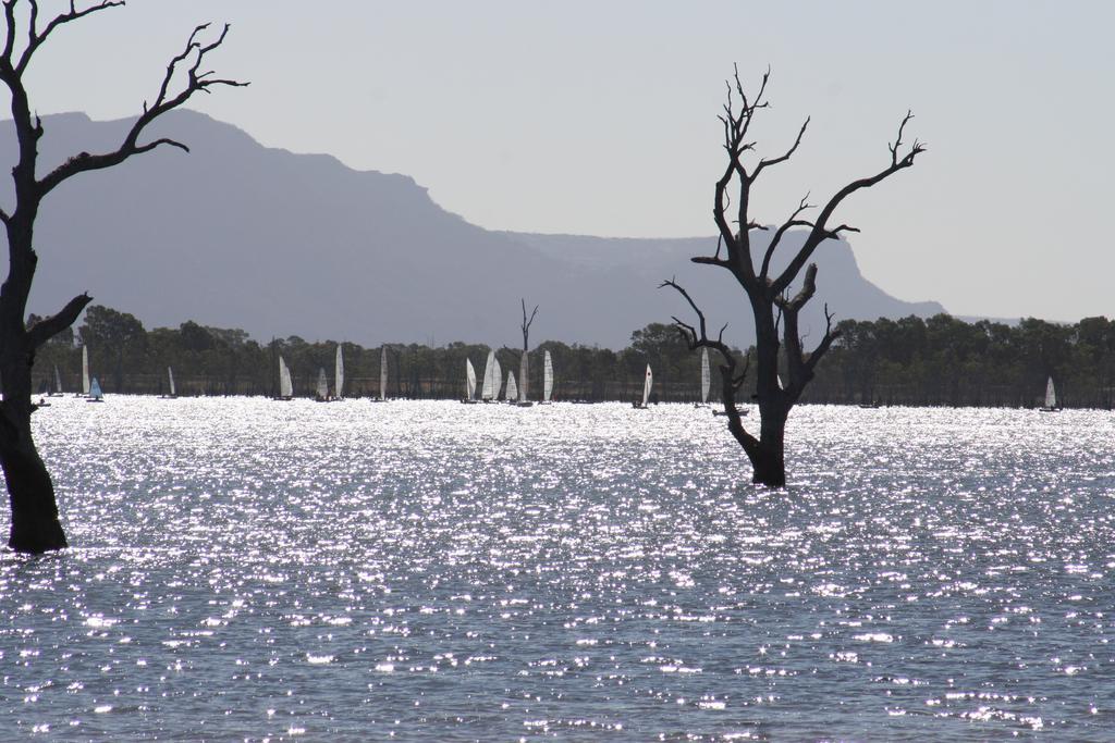 Lake Fyans Holiday Park Esterno foto