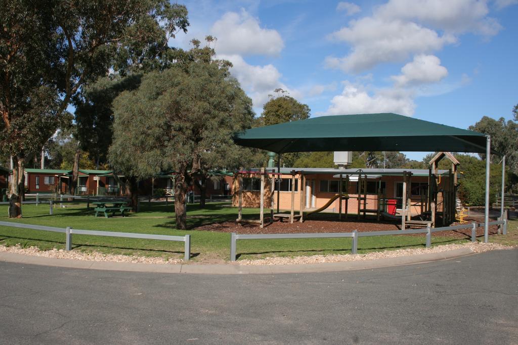 Lake Fyans Holiday Park Esterno foto