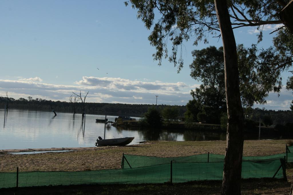 Lake Fyans Holiday Park Esterno foto